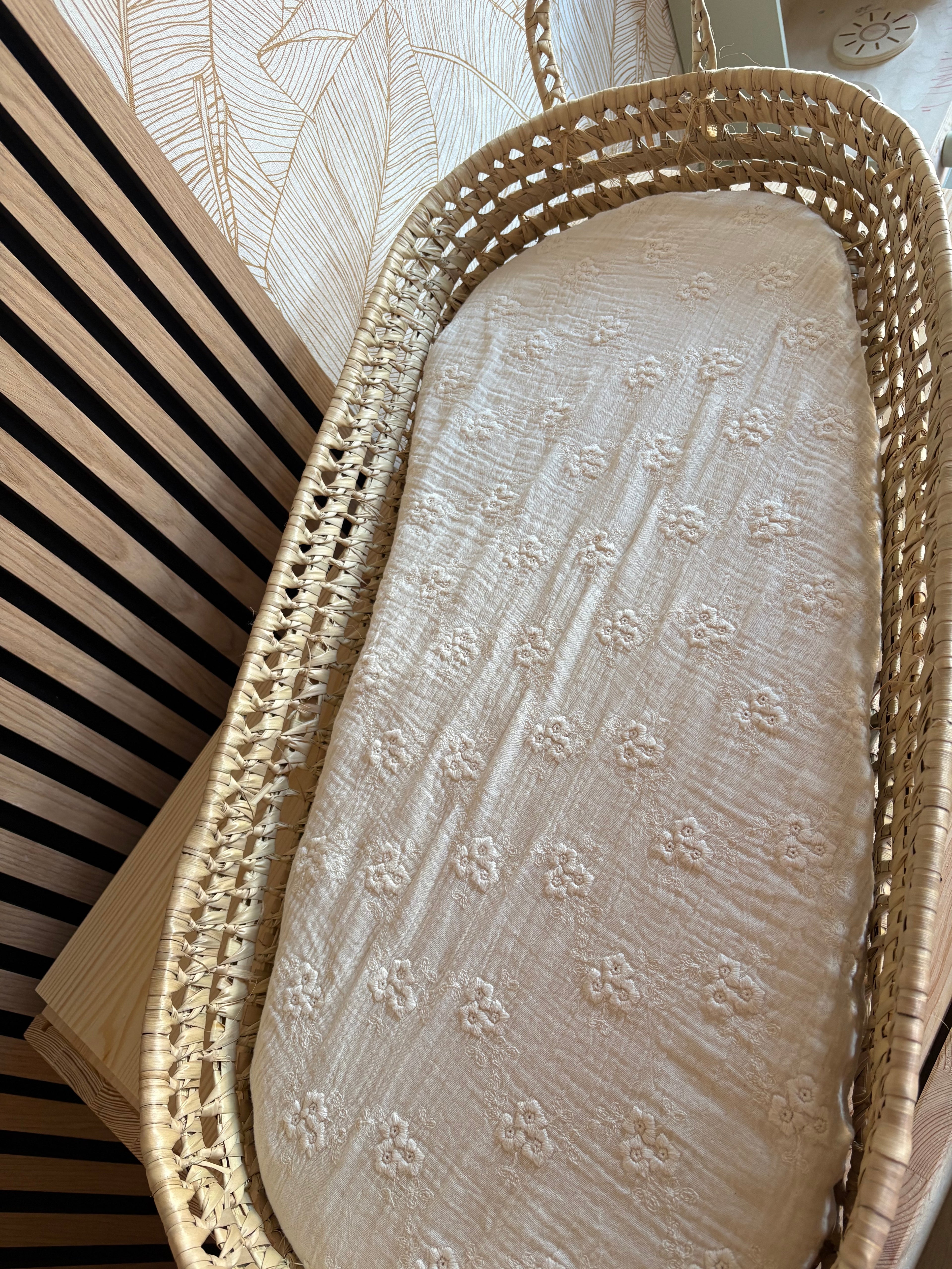 Matrashoes voor de kinderwagen embroidery