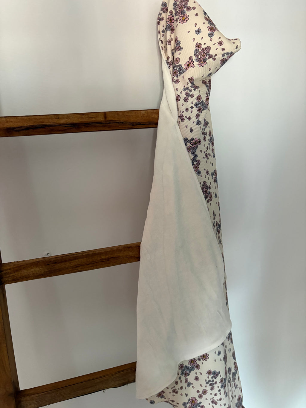 Omslagdoek flowers lila