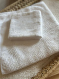 hydrofieldoek white embroidery